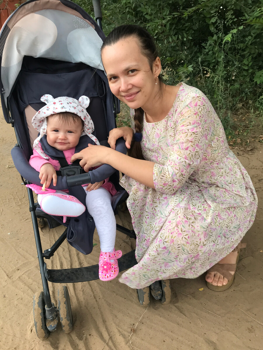 Гуляем с доченькой