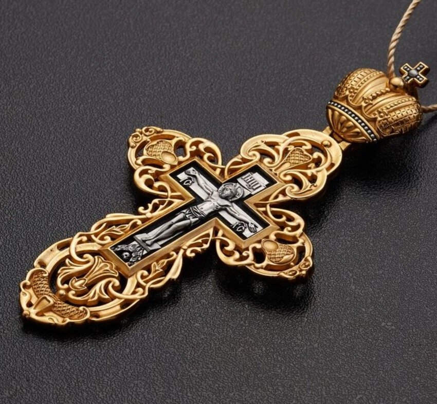 православный крест символ. крест католический и православный отличия нательный. что означает нательный крестик. крестик. описание креста.