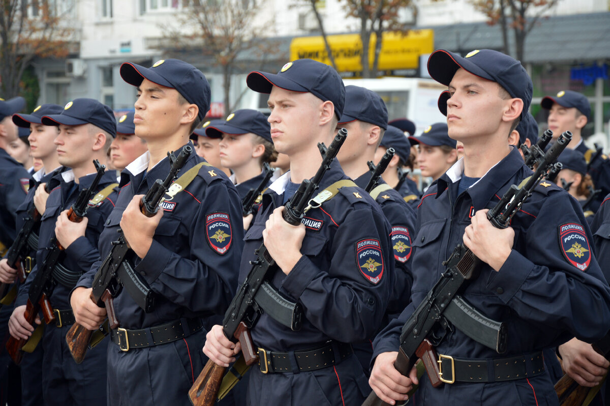 это из интернета скаченная картинка. Полиция.