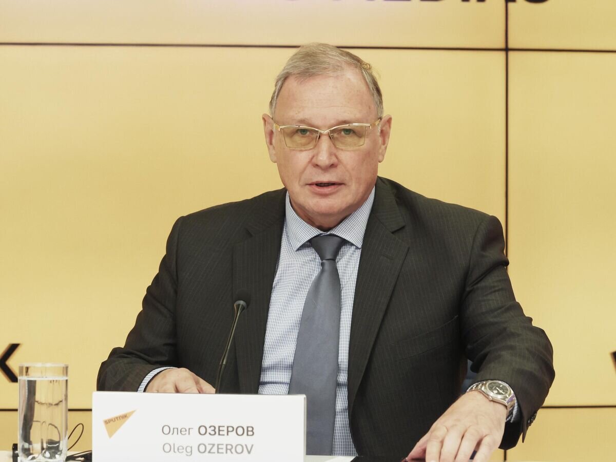    Посол по особым поручениям МИД России, руководитель Секретариата "Форума партнерства Россия – Африка" Олег Озеров© Sputnik / Виталий Белоусов