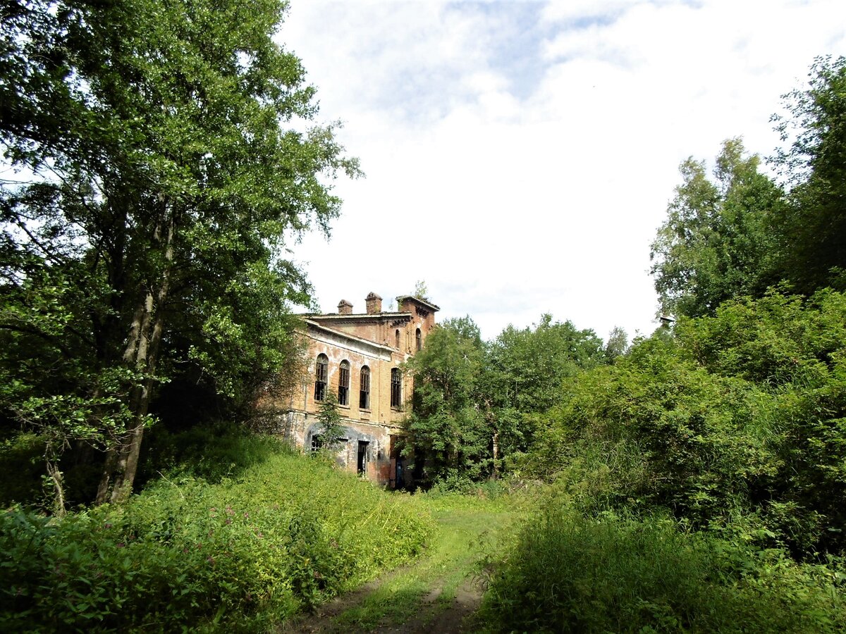 Бывший пороховой склад. Фото автора