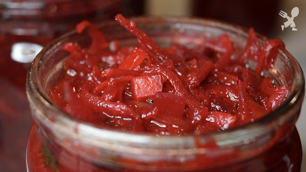 Борщ на зиму в банках. Борщевая приправа со свеклой. Борщевая заготовка на зиму из свеклы. Борщевая приправа. Борщевая приправа.