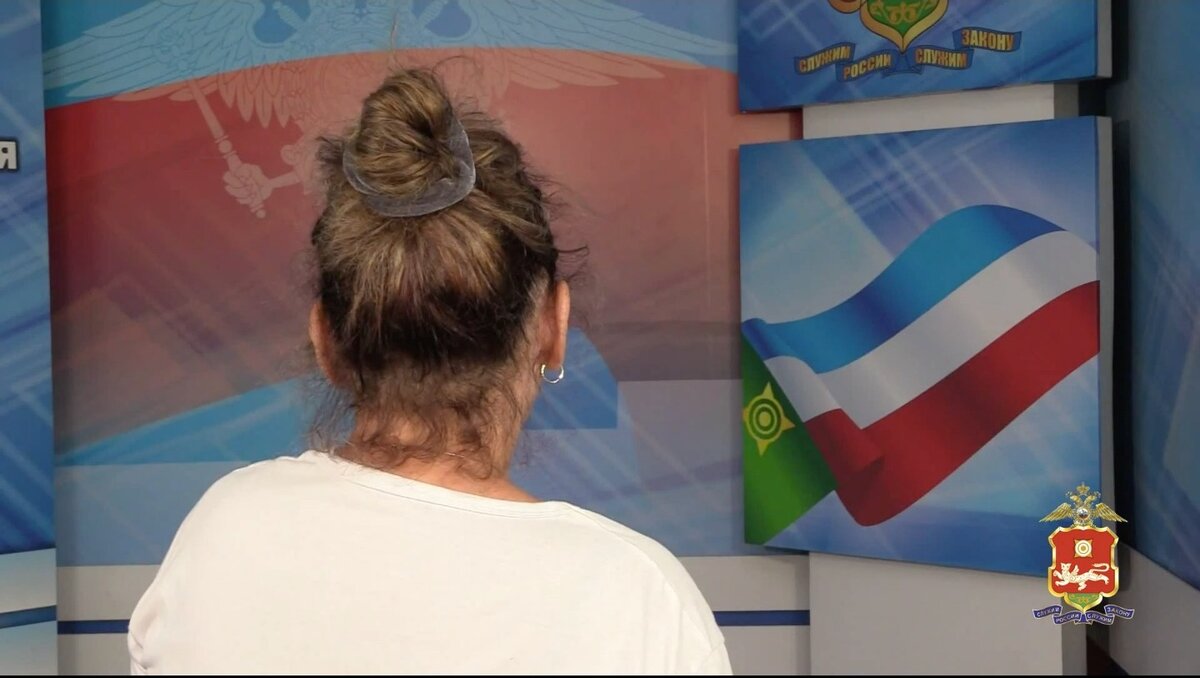     Жительница Абакана поделилась историей о том, как мошенники украли у нее 25 тысяч рублей. По ее словам, мошенники почти что «зомбировали» жертву по телефону.