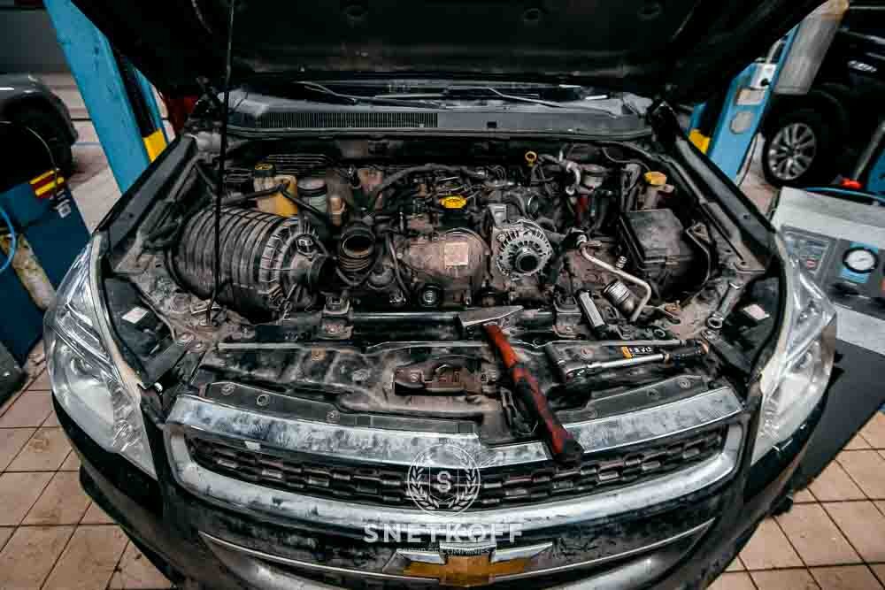 Подкапотное пространство