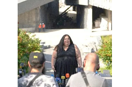 ФОТО: Леся Гасиджак рассказывает о голодоморе. Из открытых источников