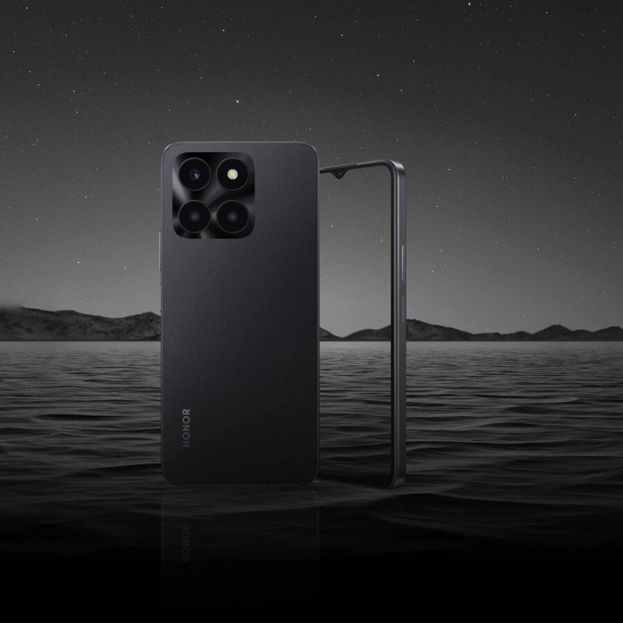 Вариант в черном довольно симпатичный