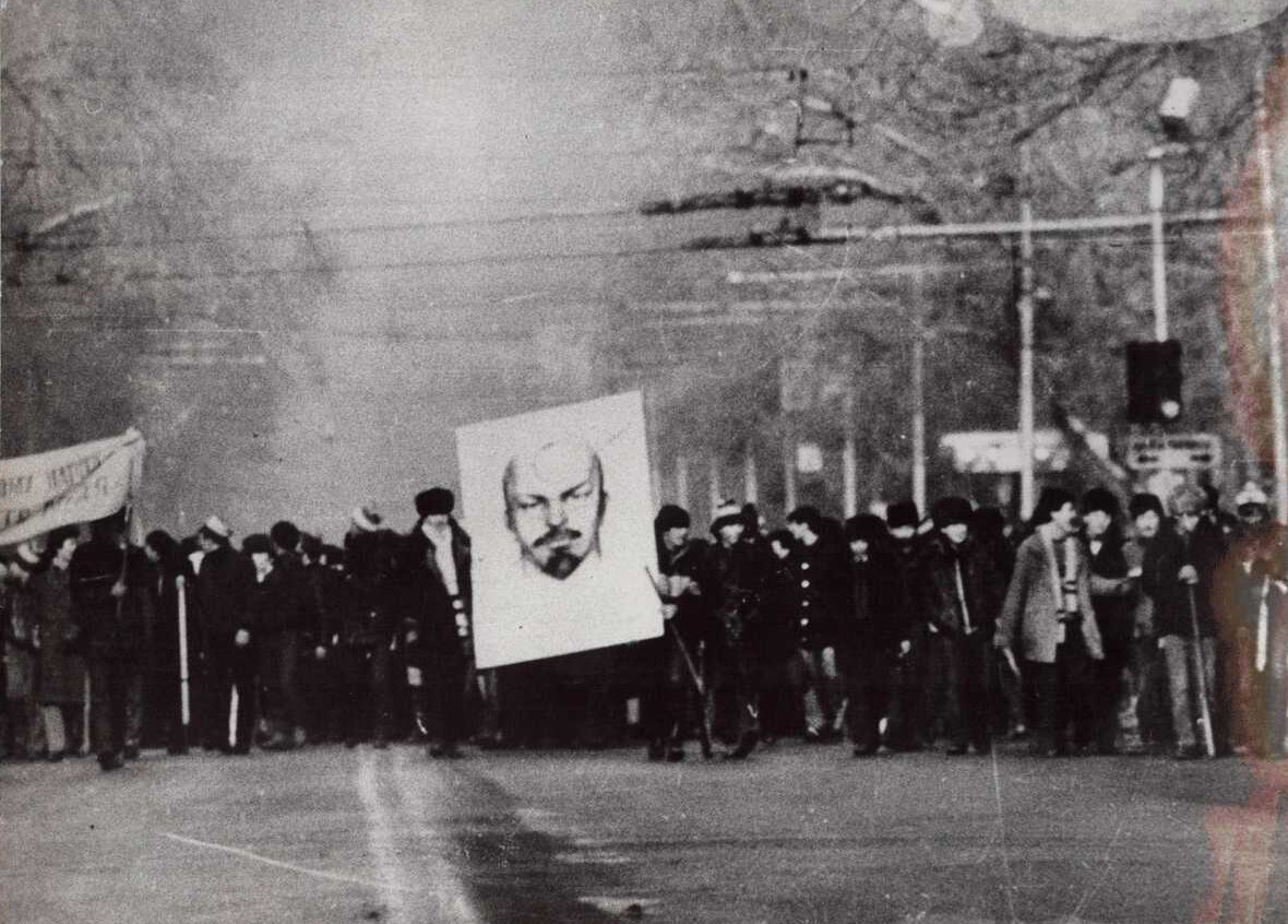 16 декабря 1986 года в алма-ате. Желтоксан 1986 года в алма ате. Желтоксан 1986 года в алма ате. 16 декабря 1986 года в алма-ате. Восстание в алма ате 1986.