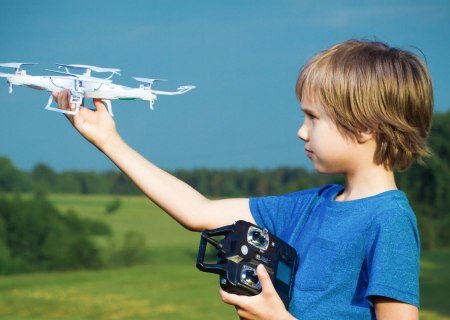    С сентября в украинских школах вводят уроки по управлению БПЛА