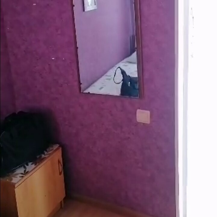 еще одна тумбочка