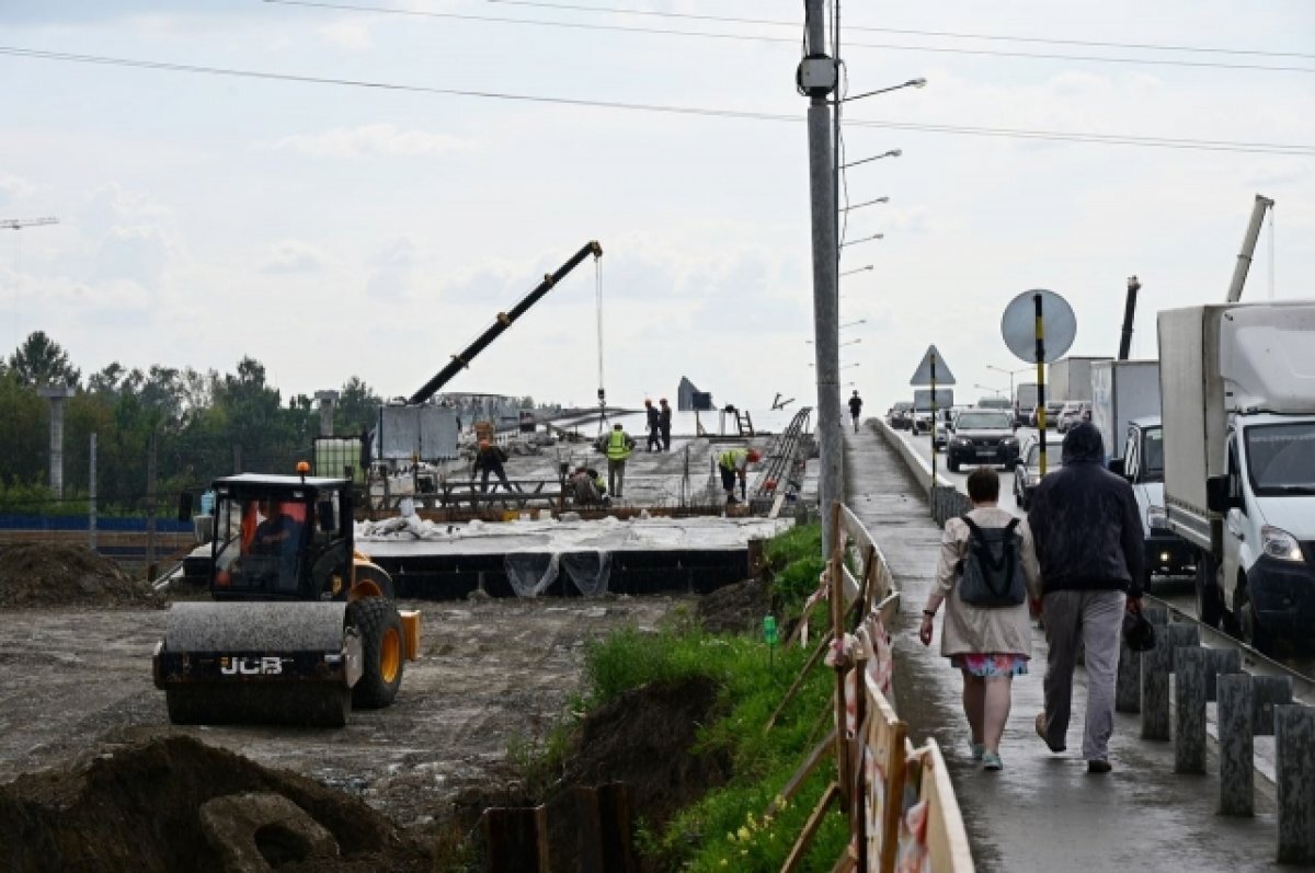    Движение по правому путепроводу развязки у «Калины» запустят в августе