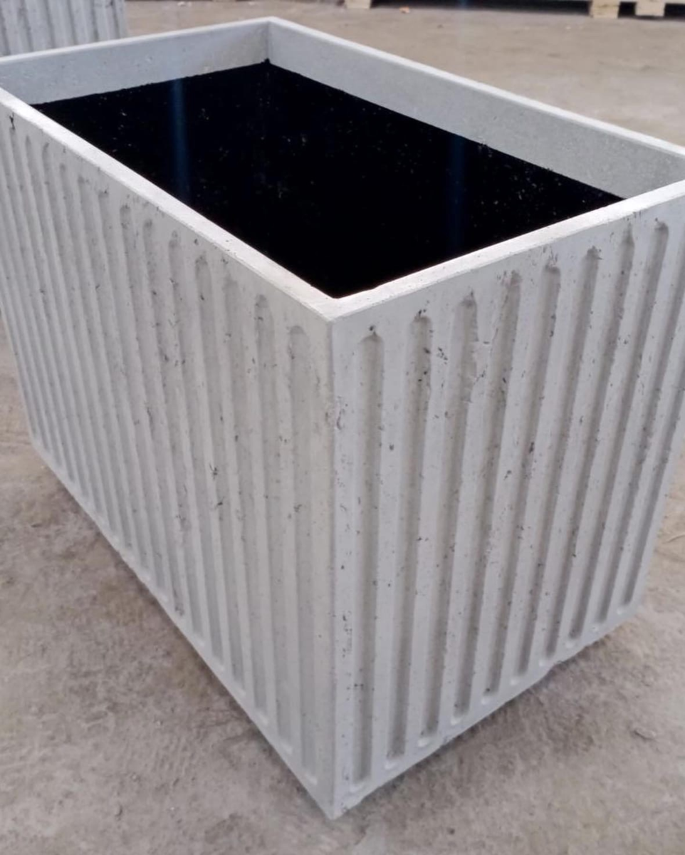 Подробные правила ухода за бетоном после заливки с учетом различных факторов