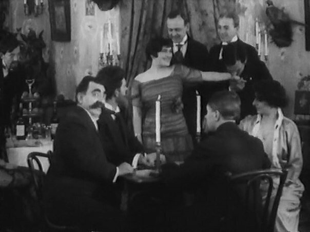 Сонька золотая ручка 1914-1915. Сонька золотая ручка 1914. Сонька золотая ручка 1914-1915. Фильм сонька золотая ручка фото соньки. Сонька золотая ручка фильм 1914.