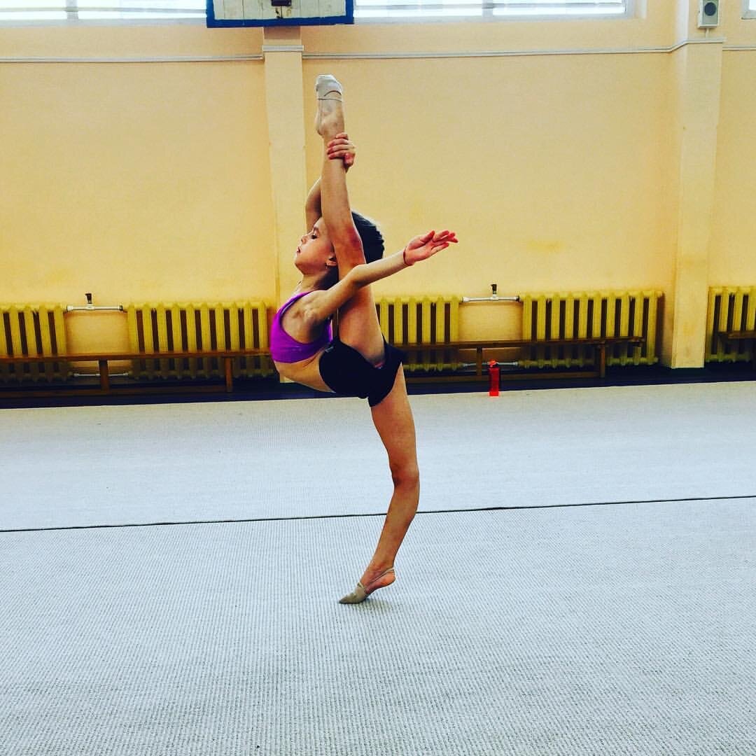 Маленькая Ева Калинина до перехода в "Жемчужину" - тренер Маслова Елена Анатолиевна