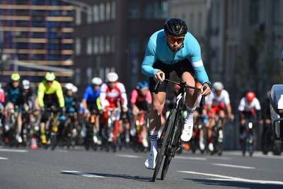    Велогонка с маршрутом вдоль Кремлевской стены ©Пресс-служба велогонки Cyclingrace