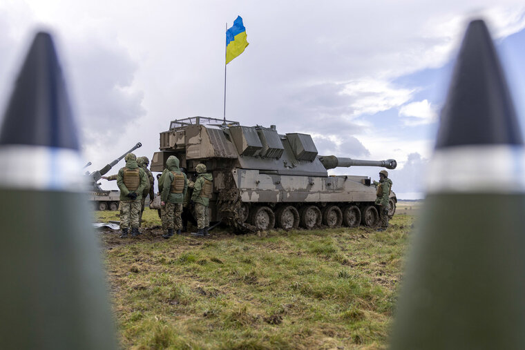    Армия Украины наносит удары по центру Донецка, передает Алексей Кулемзин