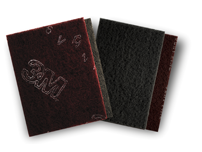 Scotch-Brite - торговая марка всемирно известного бренда 3M. Наиболее популярной продукцией данной линейки являются абразивные материалы Scotch-Brite. Они весьма практичны и удобны в применении. Продукция представляет собой трехмерное нетканое полотно из полимерных волокон с абразивными частицами.