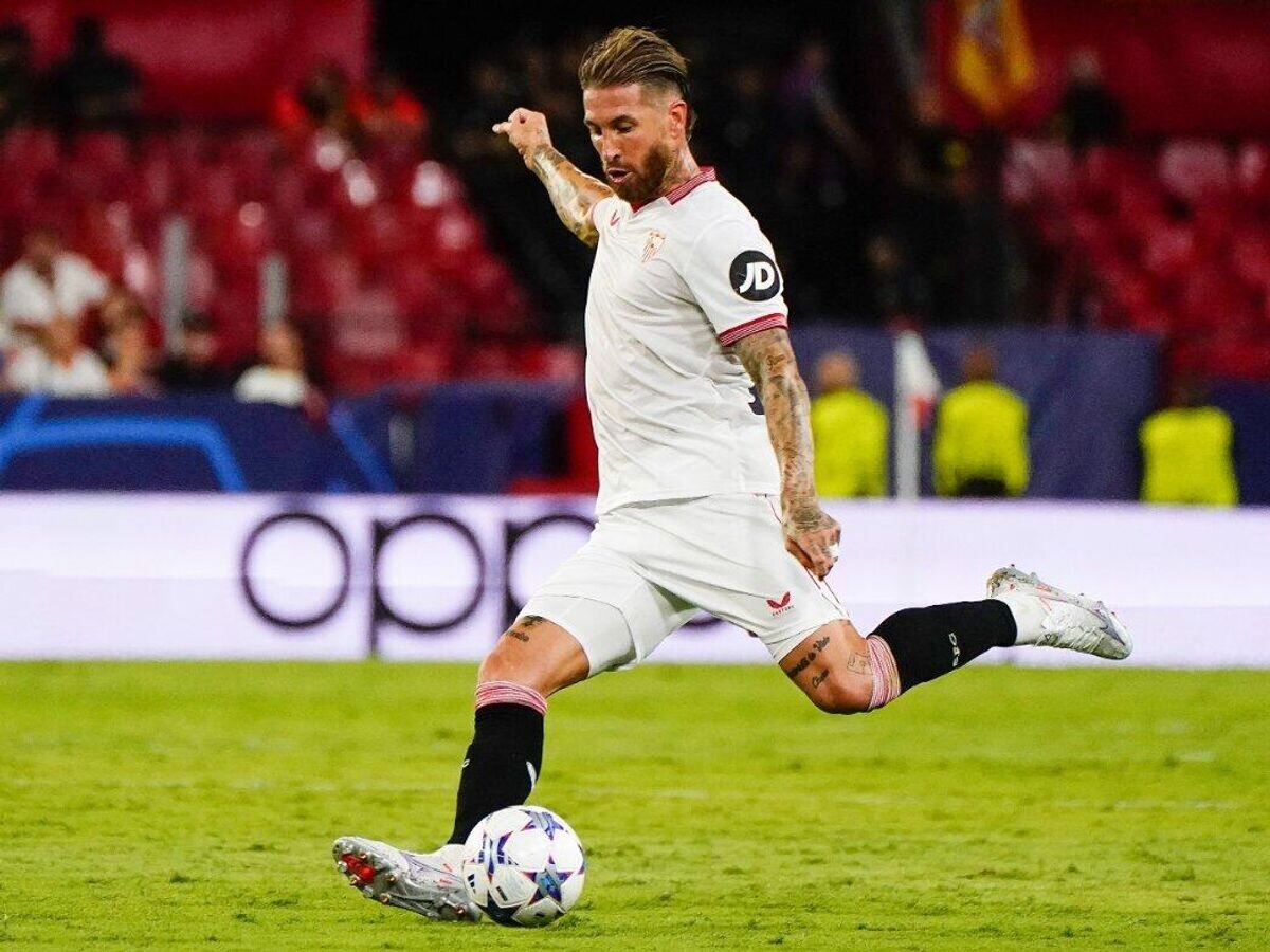 Sergio ramos sevilla. Серхио Рамос Севилья. Серхио Рамос 2023 Севилья. Дом Рамоса. Дом Рамоса в Мадриде.