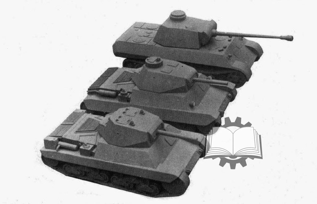 Снизу вверх - Carro Armato P 40, Carro Armato P 43, Pz.Kpfw.Panther.