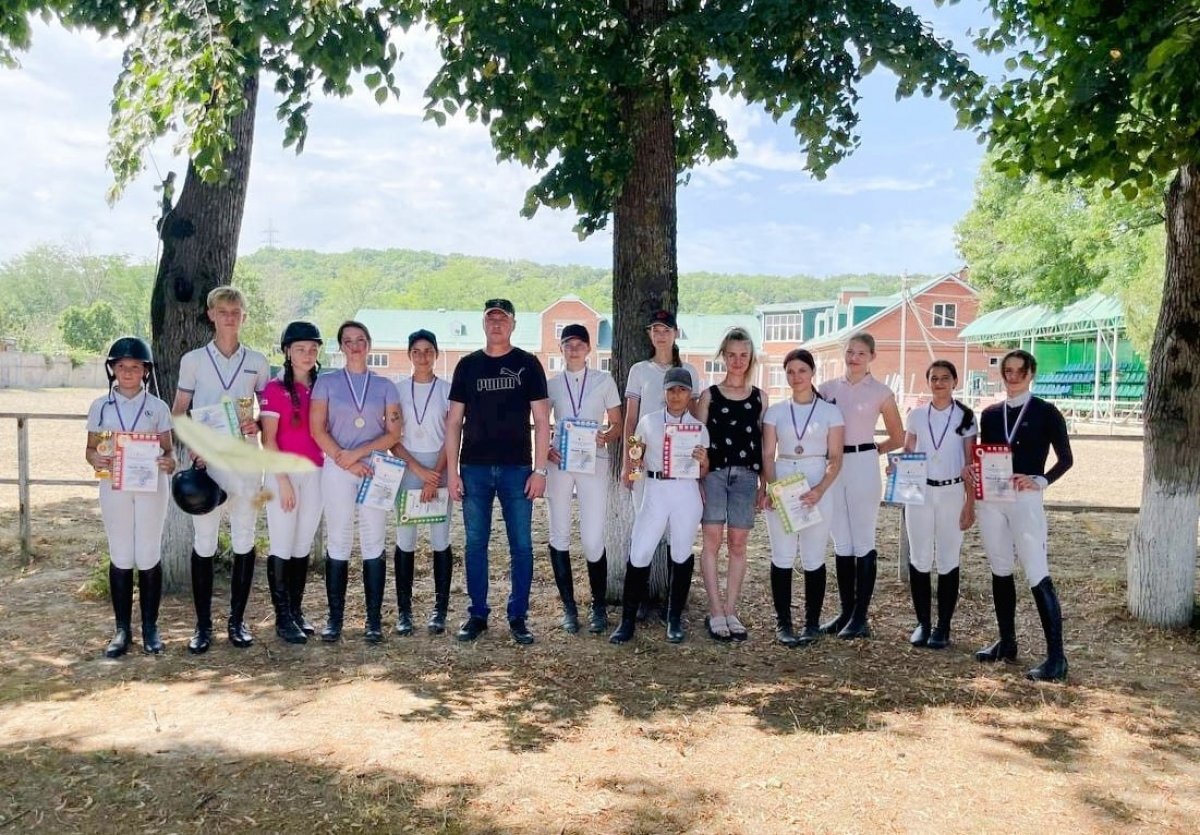    В Майкопе прошли соревнования по конному спорту