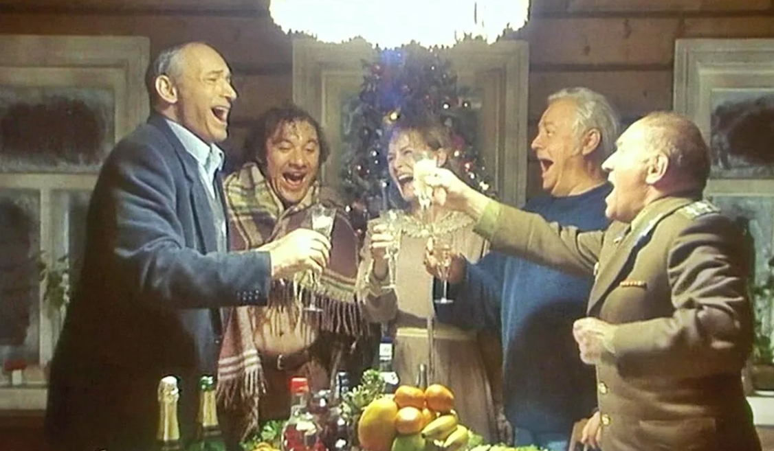 Кадр из фильма "Сирота казанская"