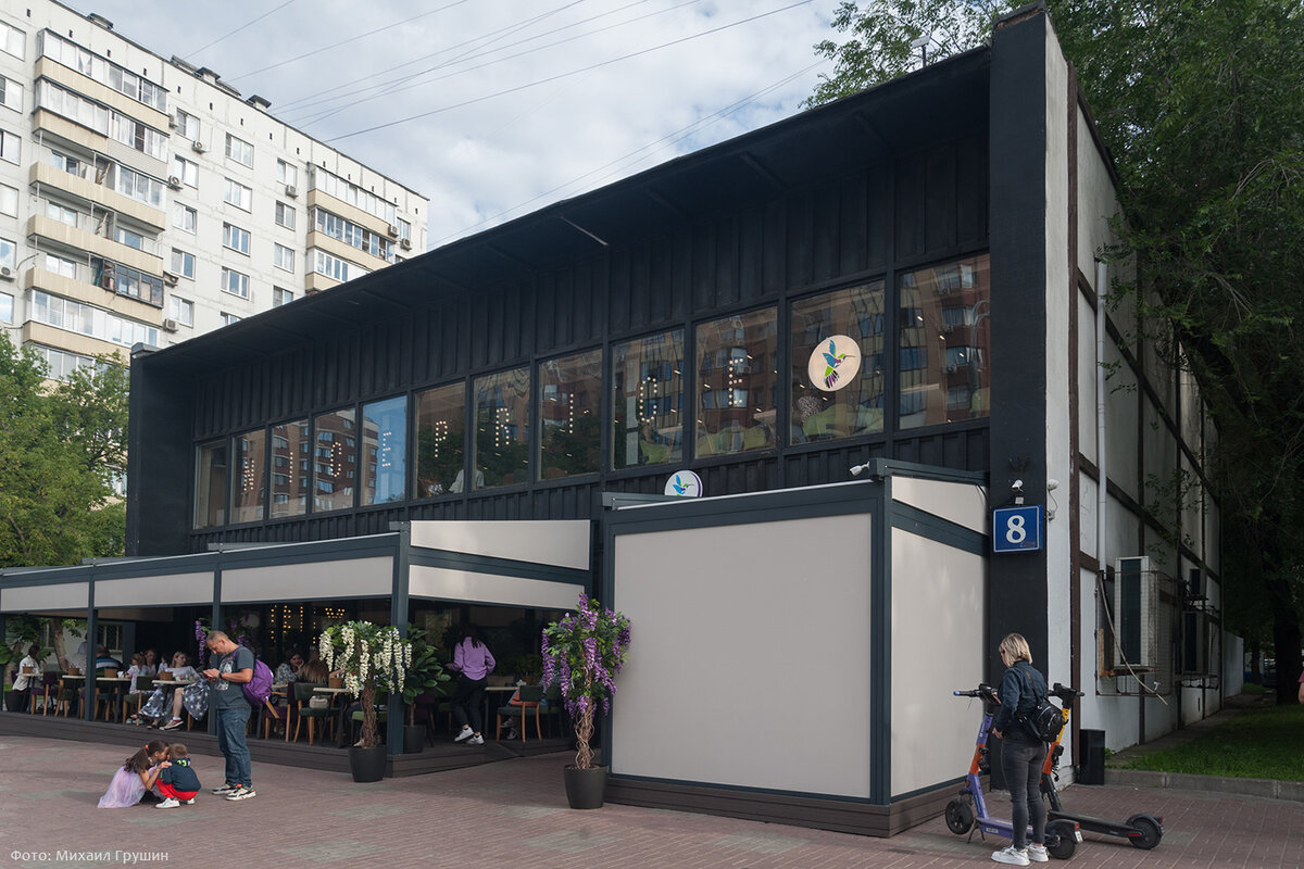 Нижегородская улица, дом 8. 16 июля 2023 года. Фото Михаила Грушина - автора статьи