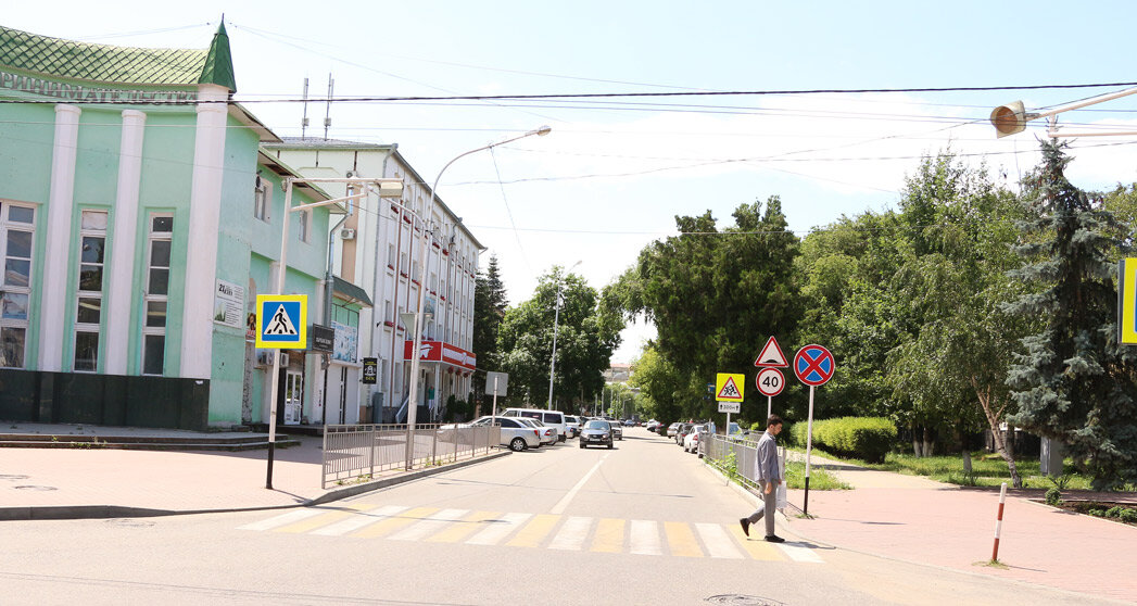 В здании легендарного кинотеатра сейчас располагается Центр предпринимательства