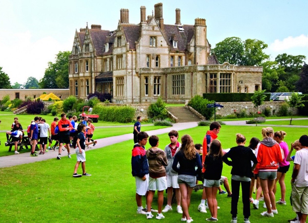 Oxford camp. Private School школа Великобритании. Школы Пансионы в Великобритании. Частная школа в Британии. Гимназия в Англии.