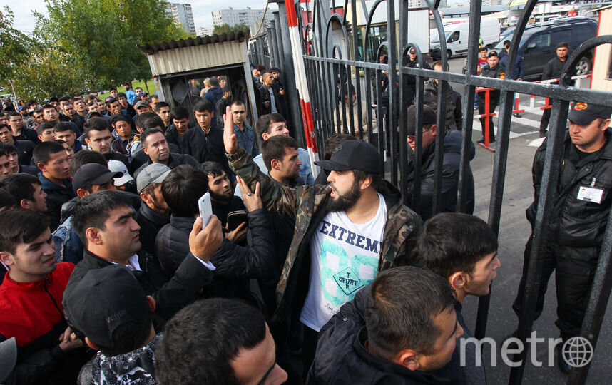 фото взято из сети интернет. Как пример:  командир-боевик дает команду - вопрос какую?.