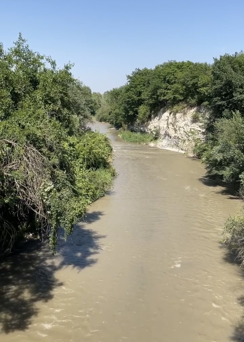 Река Кума —  самая древняя и большая река по величине в Ставропольском крае. Реке более 350 млн лет, для сравнения – Волге около 5 млн лет. Если рассматривать ее по размеру водных бассейнов на Северном Кавказе, то она на втором месте после Кубани. Протяженность Кумы составляет 802 км