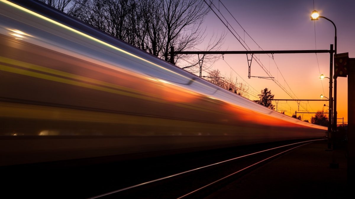    Фото: Yulian Alexeyev / Unsplash Август Макаров