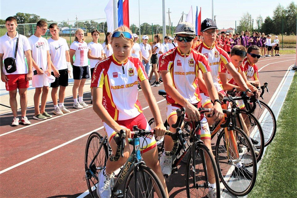   В Гулькевичском районе открыли «умную» спортивную площадку. Фото: пресс-служба администрации Краснодарского края.