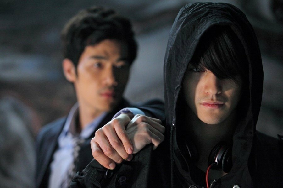 Будь то хоррор, или ужасы, или романтика, или исторические дорамы - писать можно обо всём! 