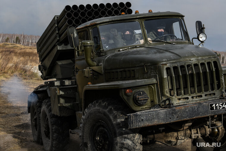    Военные покидали боевую позицию вслепую