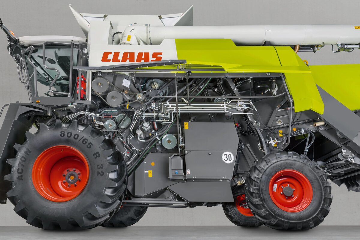 Новинки 2023 — CLAAS рассекретил новый трактор XERION 12.650 и комбайн  EVION | ГлавПахарь | Дзен