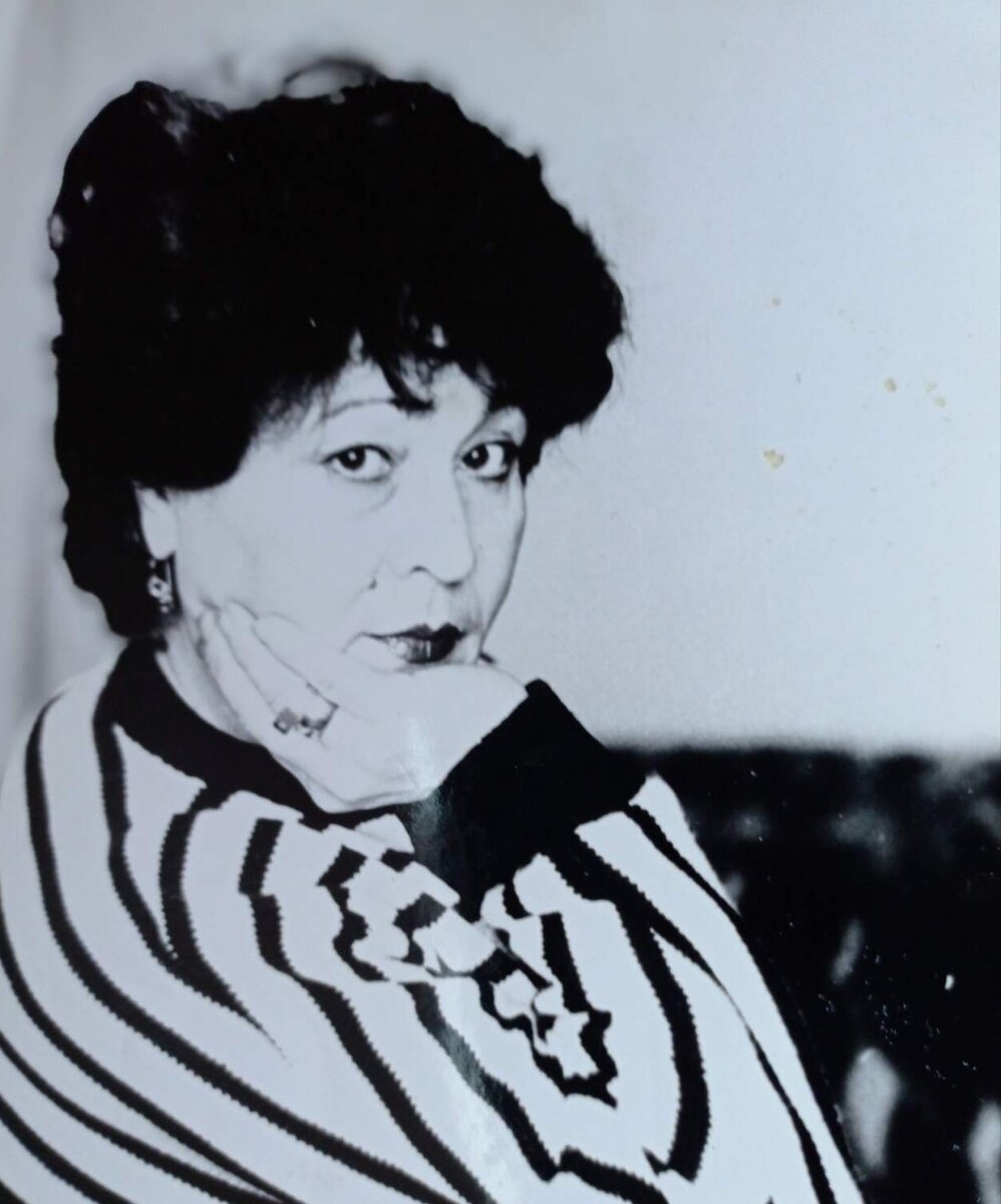 Фото в Челябинске ,она уже бабушка пяти внуков, маме 56 лет