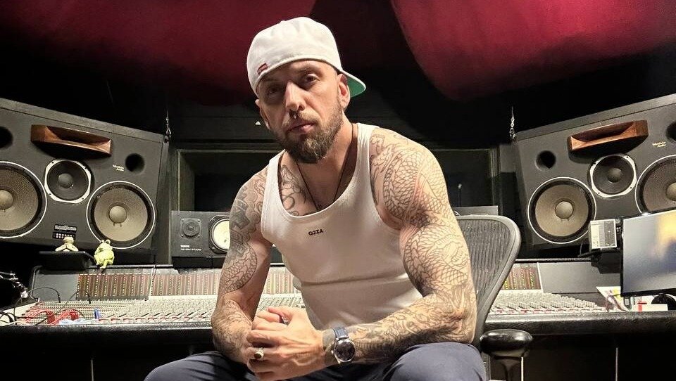     Рэпер ST выступил на Дне города (6+) в Городце Нижегородской области 22 июля. В своем Telegram-канале он поблагодарил жителей за теплый прием, а также поделился роликом с концерта.