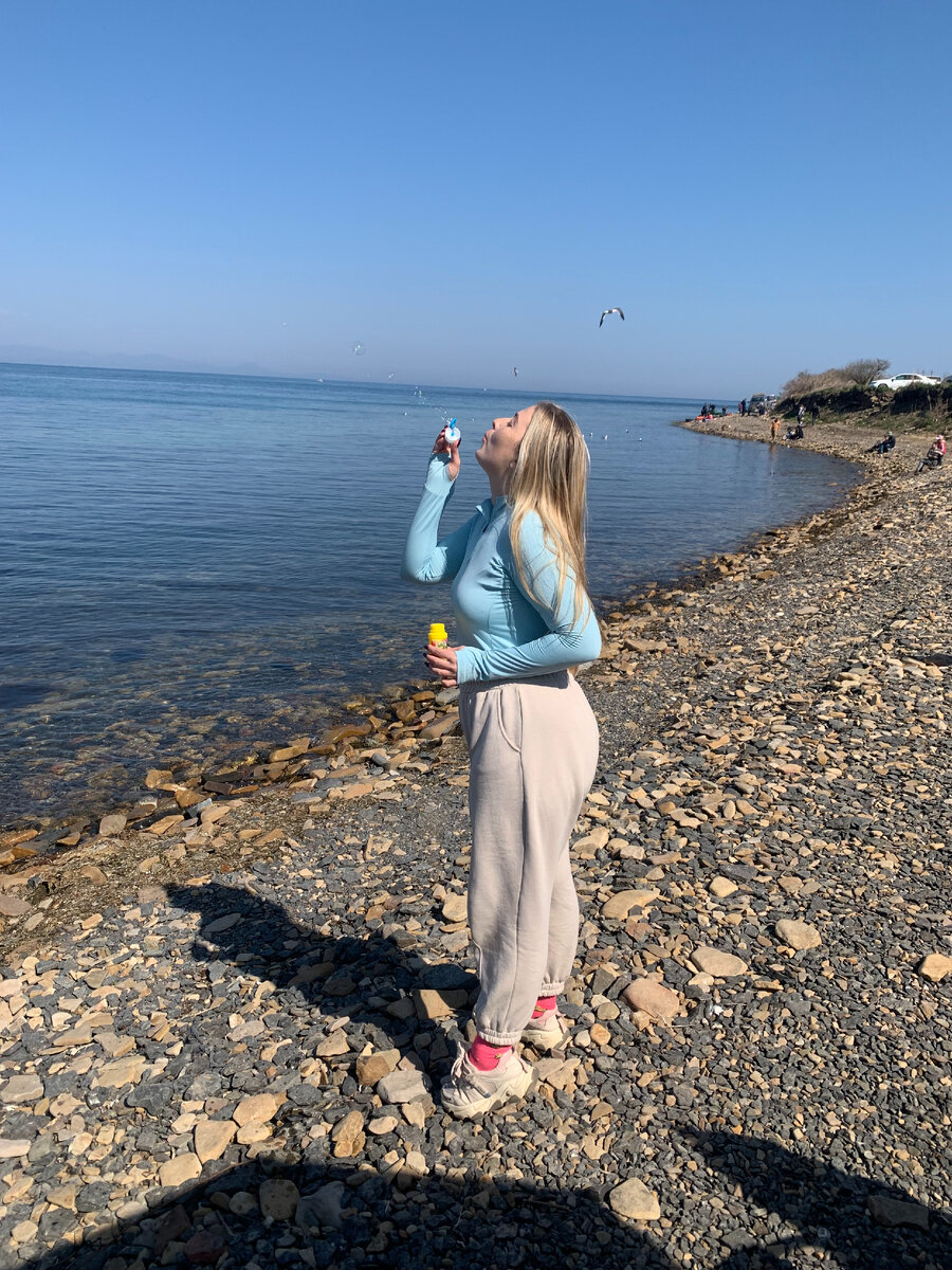 Я в городе Владивосток, у себя дома. 