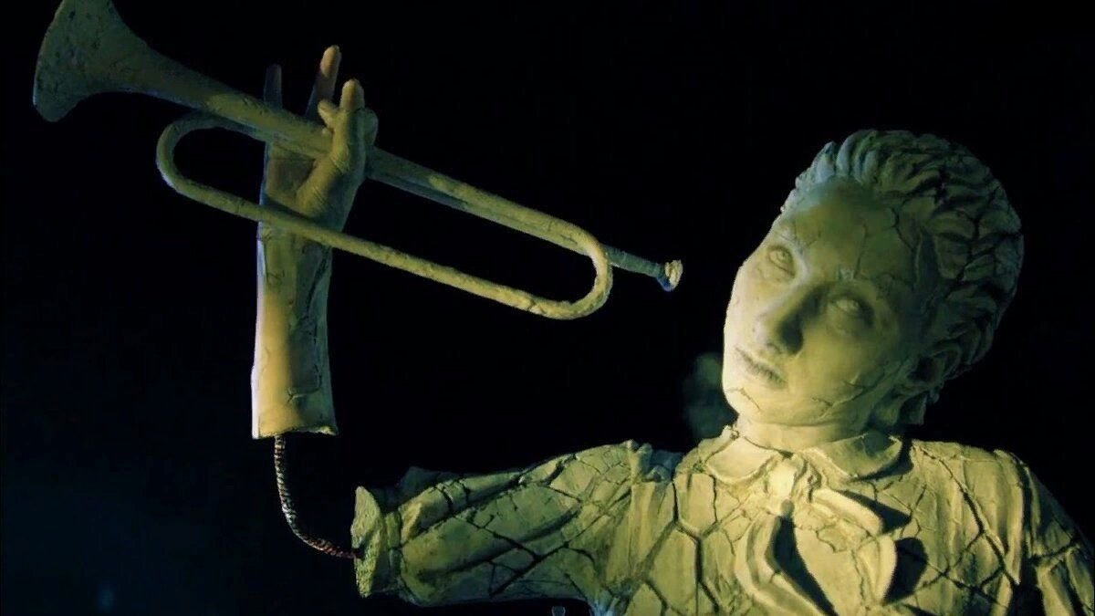 Мы его слепили, из того, что было. А было немного...