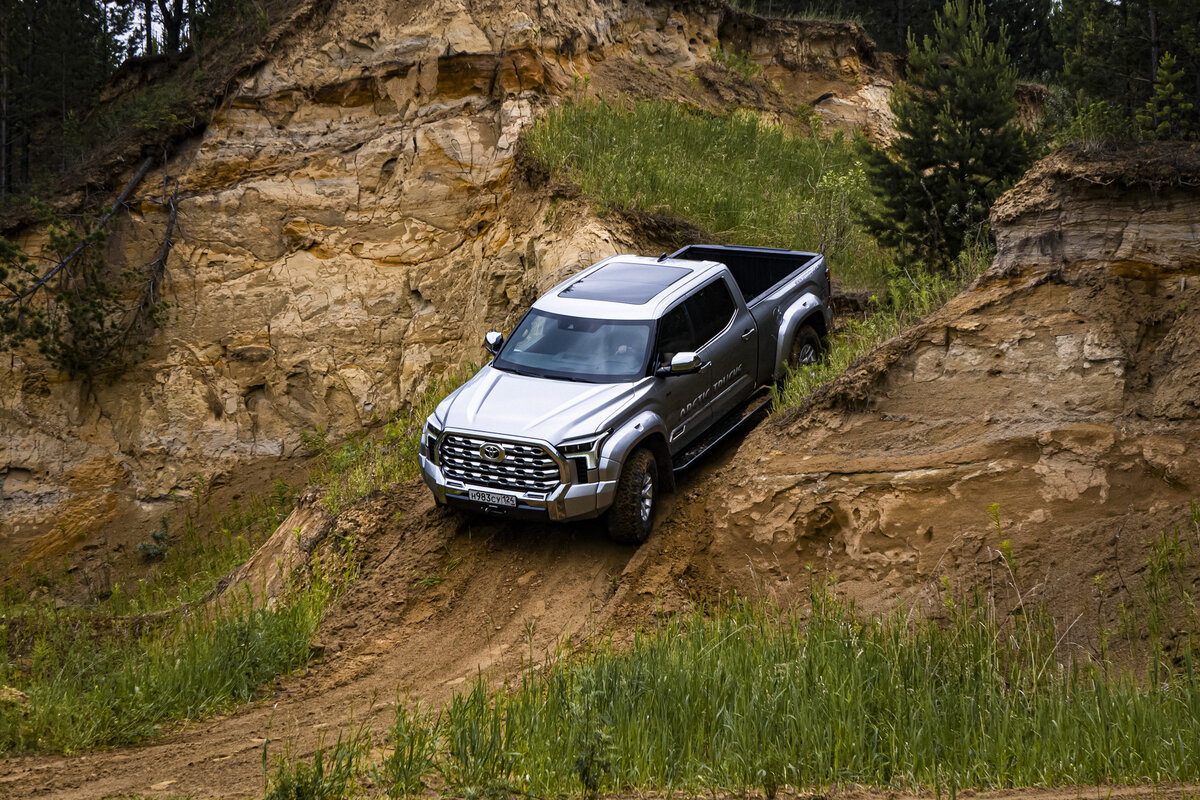    Tundra Arctic Trucks   
Arctic Trucks