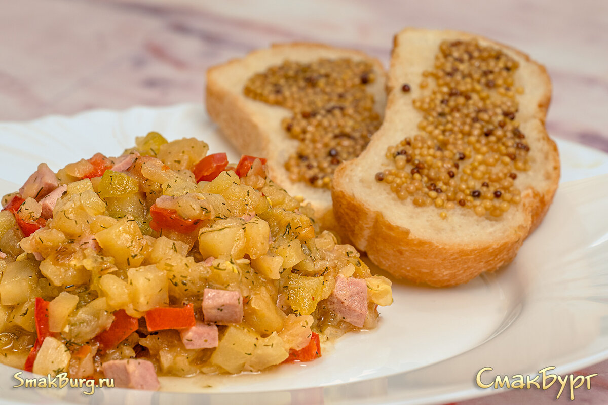 Овощное рагу с кабачками и колбасой - простое и питательное домашнее блюдо  | СмакБург | Дзен