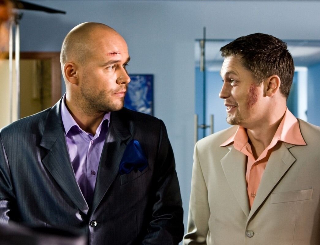 Кадр из фильма "Глухарь в кино" (2010)