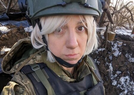    Американский трансгендер Сара Эштон-Чирилло стала официальным спикером ВСУ для западной аудитории