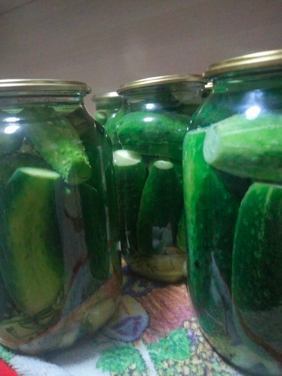 Маринованные огурцы