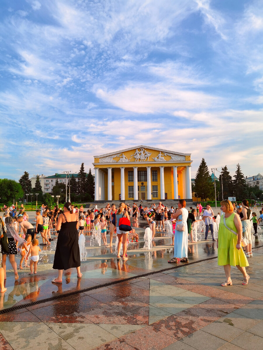 АВГУСТОВСКИЕ ЧЕБОКСАРЫ. ФОТОКАРТОЧКИ ГОРОДА | Типичные Чебоксары | Дзен