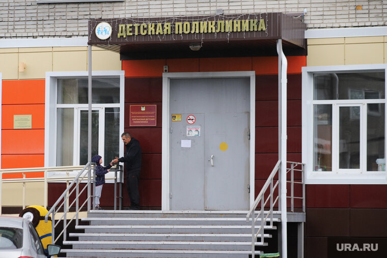    Тюменская и Курганская области восстанавливают детское отделение в Краснодоне