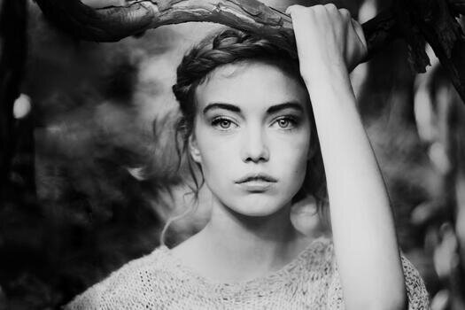 Вы увидите истинное лицо человека только тогда, когда не сможете ему ...