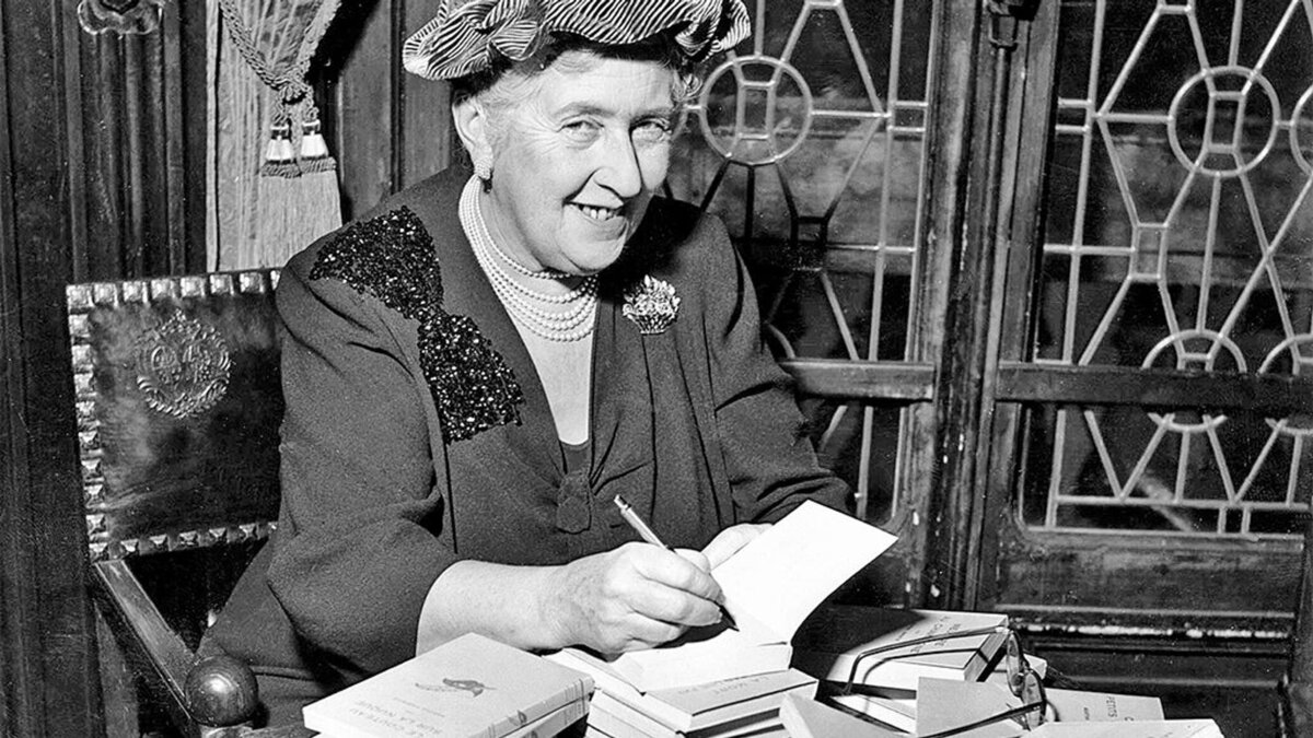 Агата Кристи
Фотоматериал из свободных источников