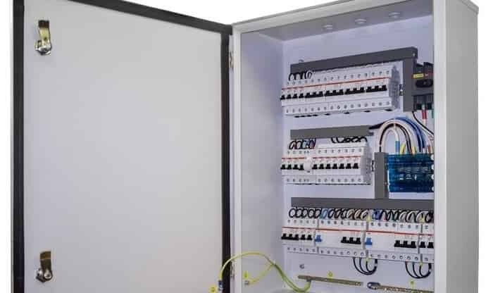 Что входит в современный электрощит, без чего не обойтись