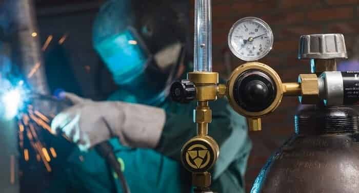 Виды сварочных защитных газов