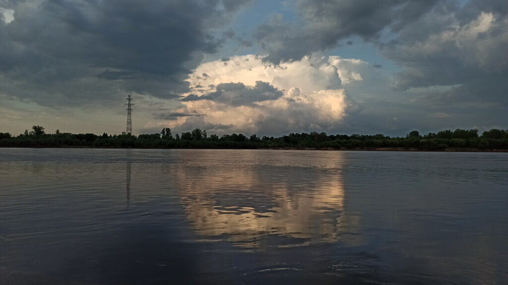 «РГ»: Гидрометцентр пообещал россиянам холодный, минусовой сентябрь ...